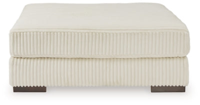 Lindyn Living Room Set