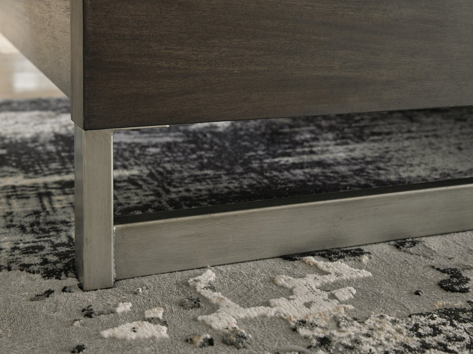 Arkenton Bedroom Package